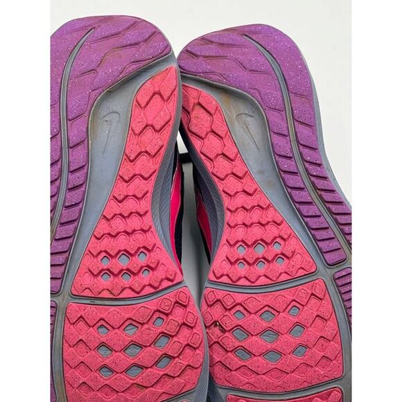 Nike · 9.5W · Air Zoom Pegasus 40 SE · Black / Hyper Pink Running - Picture 13 of 14